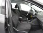 Peugeot 208 1.2 Navi Pdc Apple Carplay Android Auto Ecc Cruise control Dab+ Led Bluetooth Lmv 16" Regen-Lichtsensor Isofix Carkit PureTech Blue Allure Keurig onderhouden!