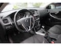 Volvo V40 2.0 T2 Momentum Polar+ Navi - LED - Half leder - 1e Eigenaar - LM Velgen