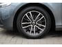 Volvo V40 2.0 T2 Momentum Polar+ Navi - LED - Half leder - 1e Eigenaar - LM Velgen