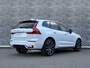Volvo XC60 2.0 T6 Plug-in hybrid AWD R-Design Panoramadak | Trekhaak | Harman Kardon | Elektrische stoelen | Keyless | 360 Camera | Sportstoelen