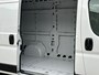 Citroën Jumper GB 2.2 BlueHDi 140pk S&S L2H2 35 EAT8 | Automaat | Navigatie | Trekhaak | Cruise Control | Achteruitrijcamera