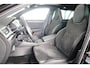 Skoda Superb Combi 1.4 TSI iV Sportline Business 218pk | Panoramadak | Adaptieve cruise controle | Verwarmbare voorstoelen en achterbank