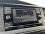 Volkswagen Transporter 2.0 TDI L2H1 28 / TREKHAAK/ RADIO/ BLUETOOTH/ PARK. SENSOREN/ AIRCO/ 3 PERSOONS