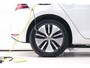 Volkswagen E-Golf | Adaptive | Stoelverwarming | PDC | Navigatie | Ambiance verlichting | LED |