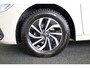 Volkswagen Polo 1.0 TSI Life 95 pk | Verlengde garantie | Navigatie via App | Parkeersensoren | Adaptieve cruise control | LED koplampen |