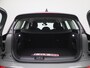 MINI Clubman 1.5 Cooper Essential | AUTOMAAT | Lage Km Stand! | Navigatie | LED Koplampen | Sfeerverlichting | Achteruitrijcamera | Voorstoelen Verwarmd | Keyless Entry | Cruise Control | Parkeersensor Achter | Apple Carplay / Android Auto | Lichtmetalen Velgen |