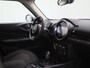 MINI Clubman 1.5 Cooper Essential | AUTOMAAT | Lage Km Stand! | Navigatie | LED Koplampen | Sfeerverlichting | Achteruitrijcamera | Voorstoelen Verwarmd | Keyless Entry | Cruise Control | Parkeersensor Achter | Apple Carplay / Android Auto | Lichtmetalen Velgen |