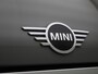 MINI Clubman 1.5 Cooper Essential | AUTOMAAT | Lage Km Stand! | Navigatie | LED Koplampen | Sfeerverlichting | Achteruitrijcamera | Voorstoelen Verwarmd | Keyless Entry | Cruise Control | Parkeersensor Achter | Apple Carplay / Android Auto | Lichtmetalen Velgen |