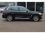 BMW X3 xDrive20d High Exe. 1e Eigenaar! / Panoramadak / Camera / Leder / Head-up / 19'' / Navigatie / Stoelverwarming / Cruise Control