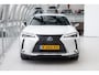 Lexus UX 300e Executive 54 kWh | Head-up display | Groot Navigatie | 360 Camera | Carplay | Mark Levinson |