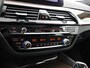BMW 5-Serie Touring 520i 184 PK M-SPORT H.E. AUT. *ALMANDINBRAUN* + PANORAMA | NAPPA LEDER | HEAD-UP | 19 INCH