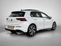 Volkswagen Golf 1.5 eTSI R-Line Business | Automaat | Panoramadak | Navigatie | Apple Carplay / Android Auto | IQ-Light | Sfeerverlichting | Lichtmetalen Velgen |
