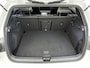 Volkswagen Golf 1.5 eTSI R-Line Business | Automaat | Panoramadak | Navigatie | Apple Carplay / Android Auto | IQ-Light | Sfeerverlichting | Lichtmetalen Velgen |