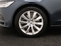 Volvo S90 T4 AUT(8) MOMENTUM LEDER HEAD-UP DISPLAY VOLVO ON CALL KEYLESS