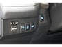 Toyota RAV4 2.2D Style 4WD + TREKHAAK / CAMERA