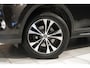 Toyota RAV4 2.2D Style 4WD + TREKHAAK / CAMERA