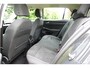 Volkswagen Golf 1.4 eHybrid Style | Massage stoelen | LED | Adaptive cruise control | Stuur verwarming | Elektrische stoelen met geheugen |