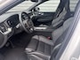 Volvo XC60 T6 350 PK Plug-in hybrid AWD Ultra Dark / 360 camera/ Luchtvering / Black Sheep pakket /