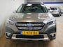 Subaru Outback 2.5i Premium met Afn Trekhaak + Eye-Sight / Navigatie / Apple Carplay en android auto