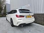 BMW 3-Serie Touring 320i High Executive Edition | M Sport | Panoramadak | Leder/alcantara | Camera | Navi | 19" velgen