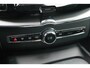 Volvo XC60 T6 Recharge AWD Inscription | Longe Range | Panoramadak | Leder | Pilot Assist | HUD | Stoelverwarming | Parkeercamera | Keyless