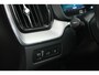 Volvo XC60 T6 Recharge AWD Inscription | Longe Range | Panoramadak | Leder | Pilot Assist | HUD | Stoelverwarming | Parkeercamera | Keyless