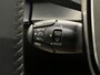 Peugeot 208 Style | Dashboard en deurpanelen in kunststof met carboneffect | Ecoled koplampen | Elektrisch verstelbare en verwarmbare buitenspiegels