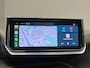 Peugeot 208 Style | Dashboard en deurpanelen in kunststof met carboneffect | Ecoled koplampen | Elektrisch verstelbare en verwarmbare buitenspiegels