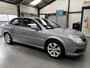 Opel Vectra 1.8-16V Executive MOOIE AUTO !!