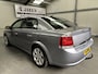 Opel Vectra 1.8-16V Executive MOOIE AUTO !!