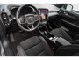 Volvo EC40 Single Motor Extended Range Plus 82 kWh | € 2.950 Volvo EV- Subsidie | Nieuw en direct leverbaar | Powerseats Elektrisch verstelbaar | Stoel + Stuurverwarming | Nubuck bekleding | Panoramadak | Adaptieve Cruise Control | Elektrische Achterklep