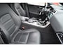 Jaguar XE 2.0 P250 SE