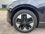 Volvo EX30 Single Motor Core 51 kWh | Black pack | Stoel-/Stuurverwarming |
