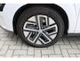 Hyundai Kona Electric EV Pure 64 kWh Weinig km's |Als nieuw! | Bluetooth telefoonvoorbereiding | Cruise control | DAB ontvanger