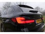 BMW 5-Serie Touring 520i High Executive Edition | Cruise control | Luchtvering | Stoelverwarming | LED |