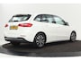 Mercedes-Benz B-klasse 180d Business Solution | Carplay | Trekhaak | Camera | Park Assist | Half leder | Climate control | Cruise control