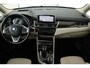 BMW 2-Serie Active Tourer 218i High Executive | Luxury Line | Leder | Stoelverwarming | Camera | Head-Up | Navigatie | Full LED | PDC | Climate control