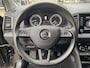 Skoda Karoq 1.0 TSI Business Edition / NL-Auto / 99.000 KM / 1e-Eigenaar / Vol-Leder / Apple-Carplay & Android-Auto / Cruise-Control / Climate-Control / Trekhaak / Keyless / LED-Verlichting / Radio-Bluetooth-Navi / Draadloze telefoonlader / PDC V+A met Camera / 17'' LMV / ENZ.