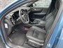 Volvo C40 Recharge Ultimate 69 kWh | Nubuck Microtech bekleding | Harman Kardon audio | All Season banden | Elektrische stoelbediening | 360 Graden camera |