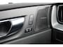 Volvo XC60 T6 Plug-in hybrid 350PK Automaat AWD Plus Dark Panoramisch schuif-kanteldak / Google infotainment / Lederen bekleding / 360graden camera / Apple Carplay
