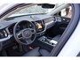 Volvo XC60 2.0 T6 Plug-in hybrid AWD Ultimate Dark Panoramadak | Trekhaak | Bowers & Wilkins | Elektrische stoelen | Keyless | 360 Camera | Luchtvering