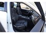 Volvo XC60 2.0 T6 Plug-in hybrid AWD Ultimate Dark Panoramadak | Trekhaak | Bowers & Wilkins | Elektrische stoelen | Keyless | 360 Camera | Luchtvering
