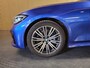 BMW 3-Serie 320i Business Edition Plus M-sport - Stoelverwarming - Apple carplay/ Android auto