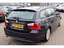 BMW 3-Serie Touring 320i High Executive Climate control, Radio cd speler, Cruise control