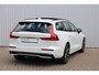 Volvo V60 B3 Automaat Plus Dark, Volvo V60 B3 AUT7 163PK Plus Dark, Adaptieve Cruise Control met Pilot Assist, BLIS Doedehoekdetectie, Panoramadak, 360 graden camera, Harman Kardon, Sportstoelen