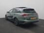 Kia Ceed Sportswagon 1.5 T-GDi ExecutiveLine DEMO AUTO | Black Pack | Navigatie | Elktr Stoelen | Elektr Klep | LM | Climate Control