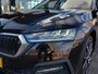 Skoda Octavia Combi 1.4 TSI iV PHEV Business Edition | Origineel NL | Navi | Apple Carplay+Android Auto | Clima | Cruise | Led Koplampen | Pdc V+A | Rijstrook+Licht+Regensensor | 18''lm