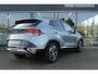 Kia Sportage 1.6 T-GDi HEV DynamicPlusLine | Panoramadak | Achteruitrijcamera | Stoel- en Stuurverwarming | Stoelverw. Achter | Elektrische stoelen | Keyless | Dodehoekassistent | Automaat | Aut. Kofferklep |