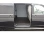 Volkswagen Transporter 2.0 TDI L2H1 110PK 2023 NAP | Airco | Cruise control | Carplay | PDC | 19'' Lichtmetaal | Sidebars | 1e eigenaar | USB | Bluetooth |