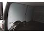 Volkswagen Transporter 2.0 TDI L2H1 110PK 2023 NAP | Airco | Cruise control | Carplay | PDC | 19'' Lichtmetaal | Sidebars | 1e eigenaar | USB | Bluetooth |